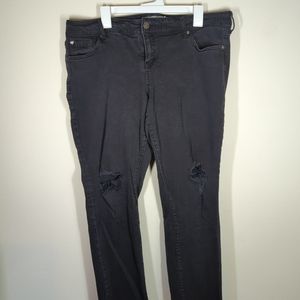 Torrid Women's Jeans Size 18R Distressed Black Denim Jeans.